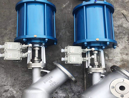 �����y�F؛